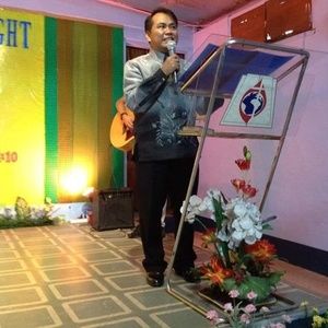 Meet your Posher, Dindin